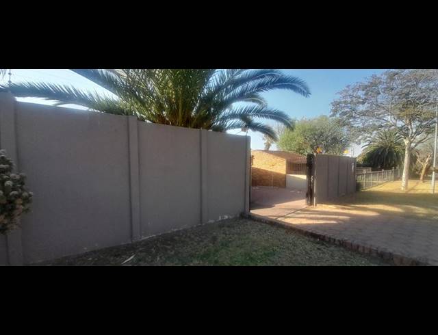 4 BEDROOM PROPERTY TO RENT IN THE REEDS